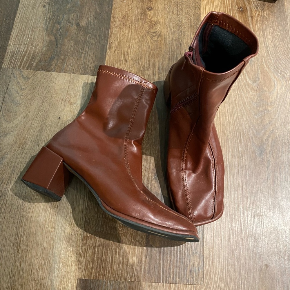 SHOP-PECHE BROWN GLOVE ANKLE BOOTS - SIZE 38